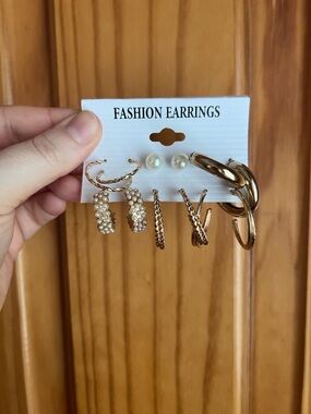 Gold Tone Pearl and Hoop Earring Set